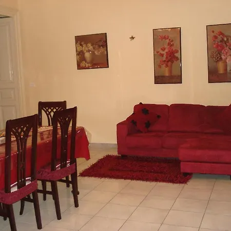 לינה וארוחת בוקר Angel's House קטאניה